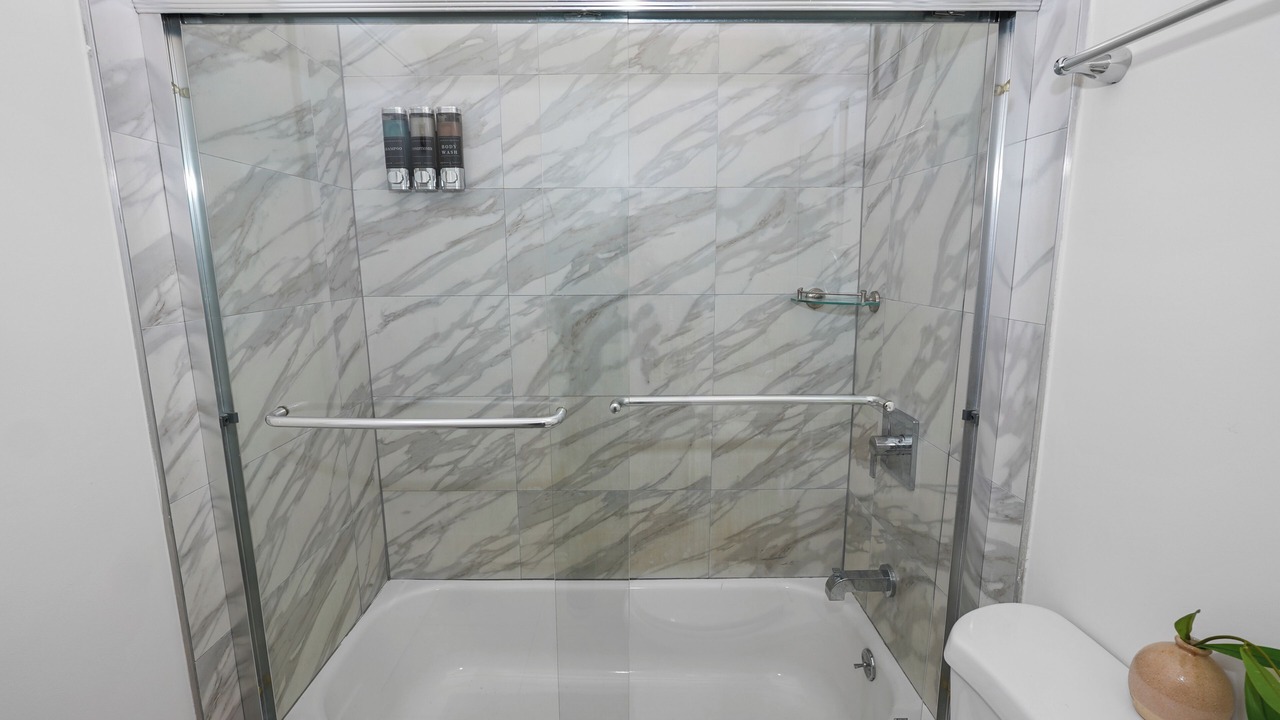 Photo of Bathroom in Near South Side