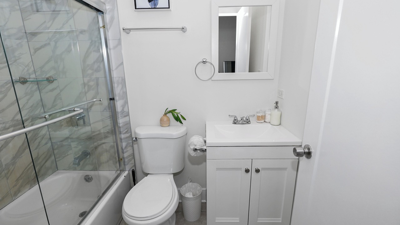Photo of Bathroom in Near South Side