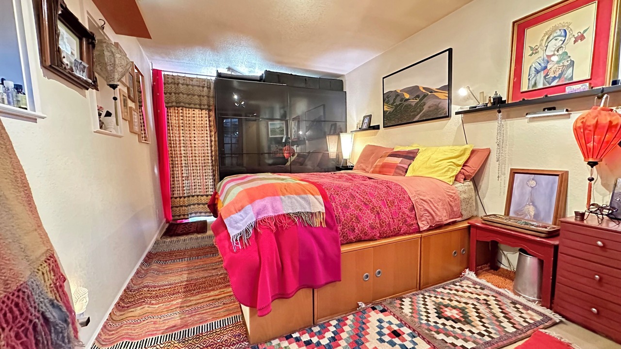 Photo of Bedroom in Ingleside Terraces