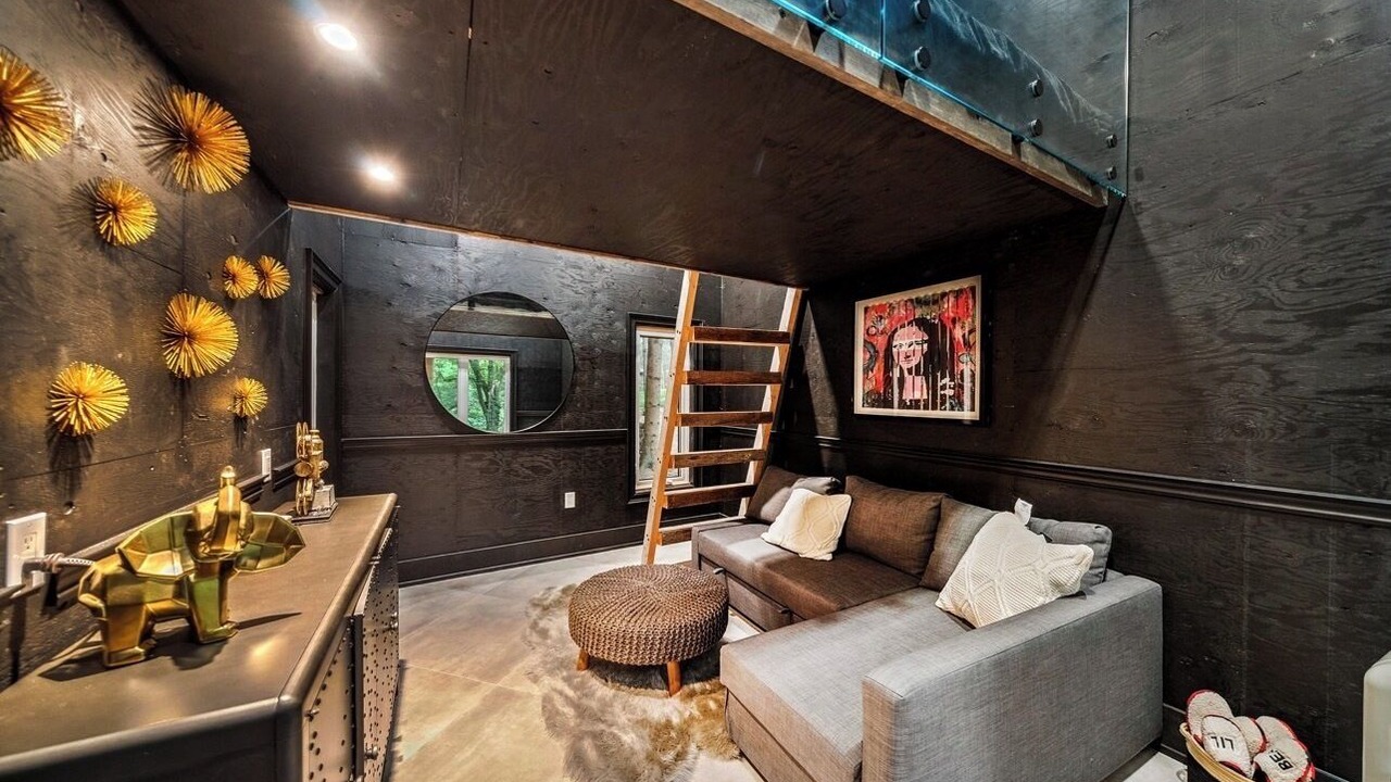 Photo of Livingroom in New Tecumseth
