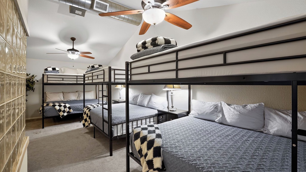 Photo of Bedroom in McQueeney
