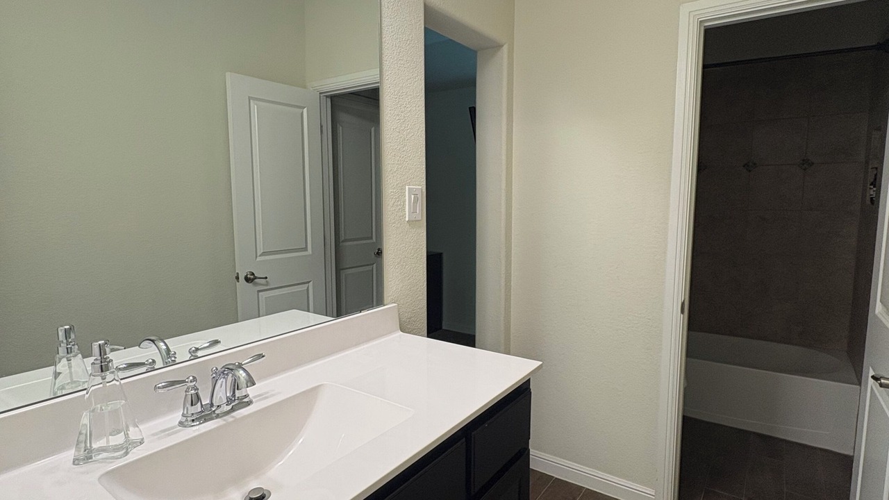 Photo of Bathroom in Central Arlington