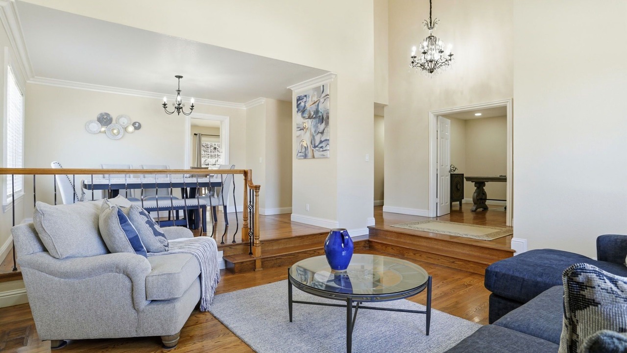 Photo of Livingroom in Silver Creek