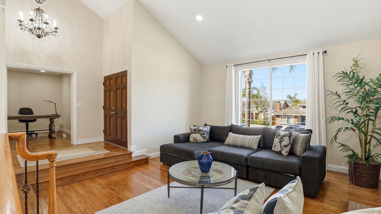 Photo of Livingroom in Silver Creek
