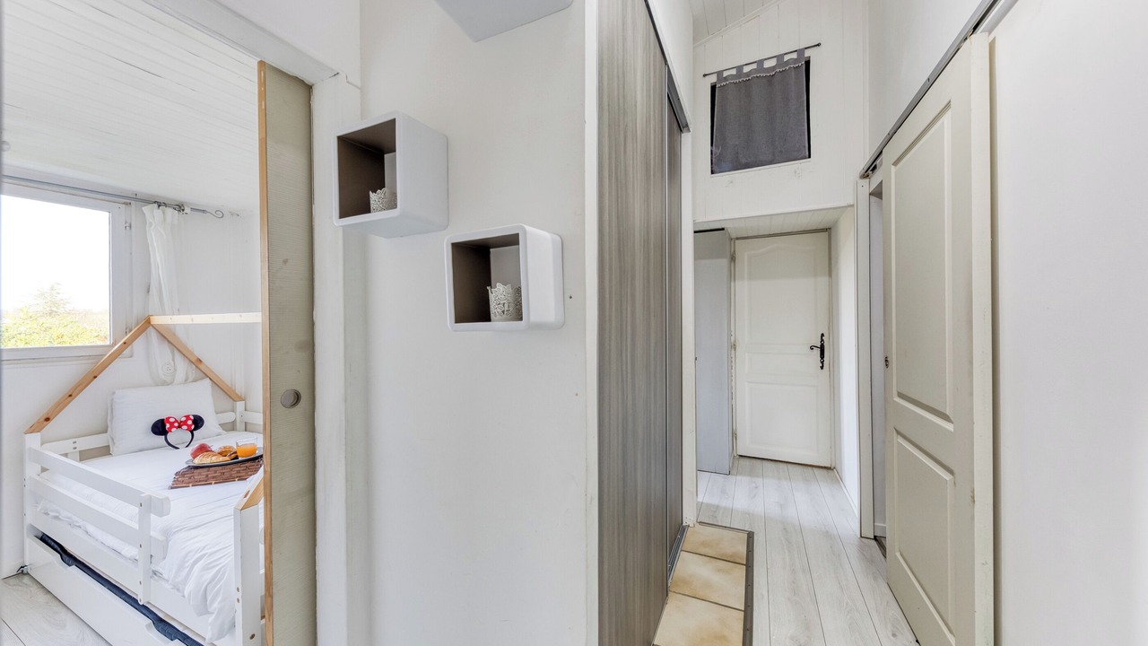 Photo of Bedroom in Villiers-sur-Morin