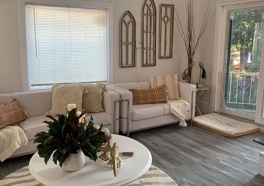 Photo of Livingroom in West Reading