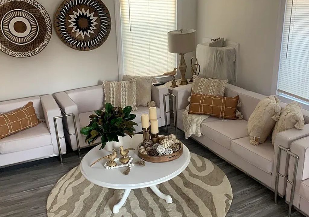 Photo of Livingroom in West Reading