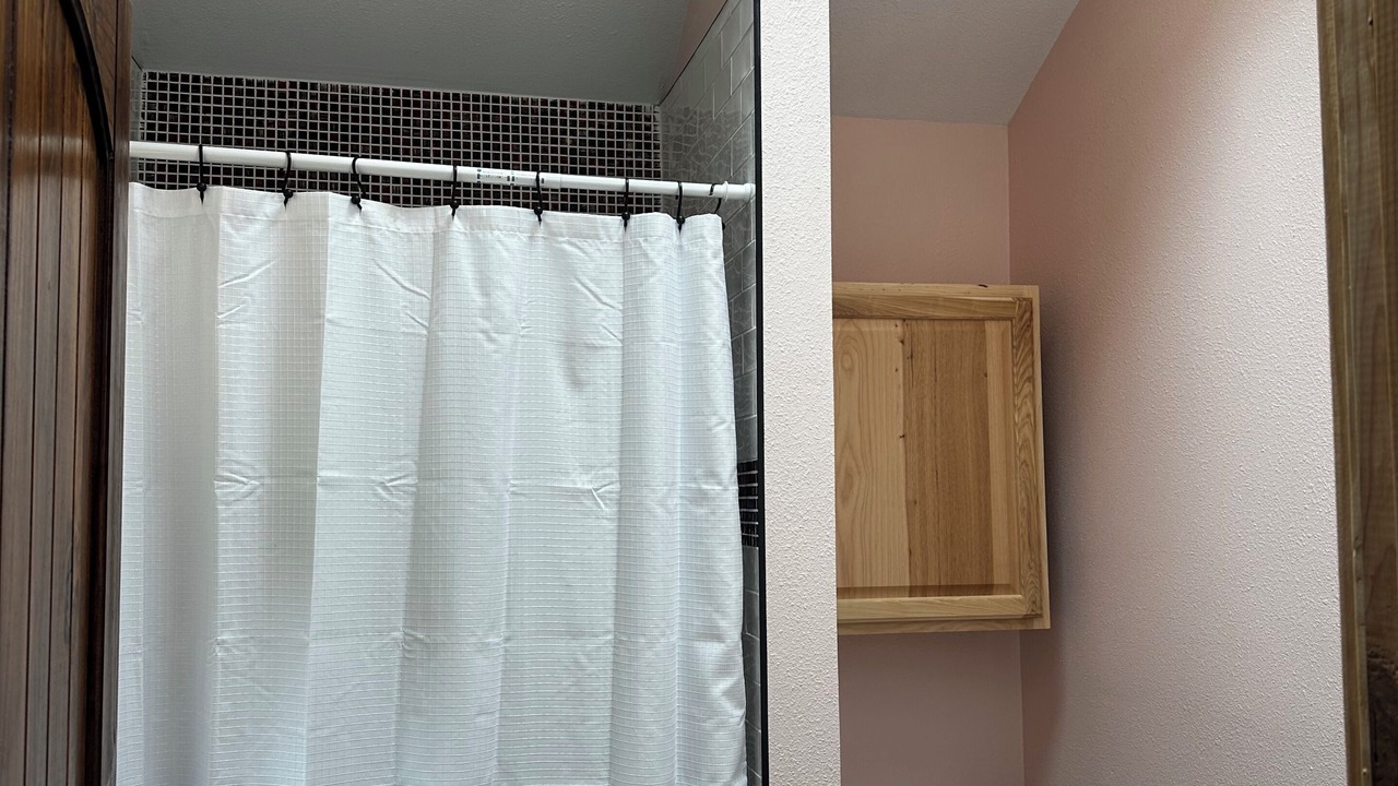 Photo of Bathroom in Bee Branch