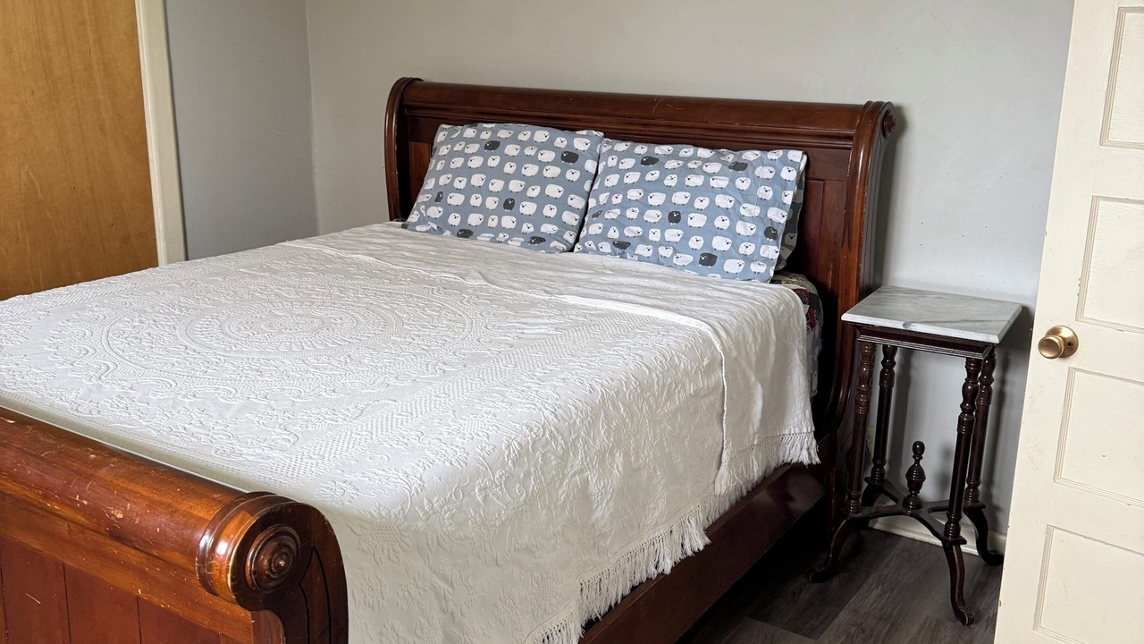 Photo of Bedroom in Coulee City