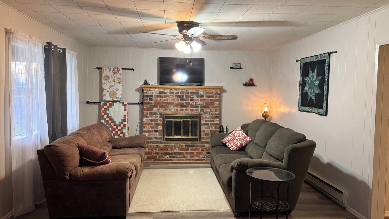 Photo of Livingroom in Coulee City