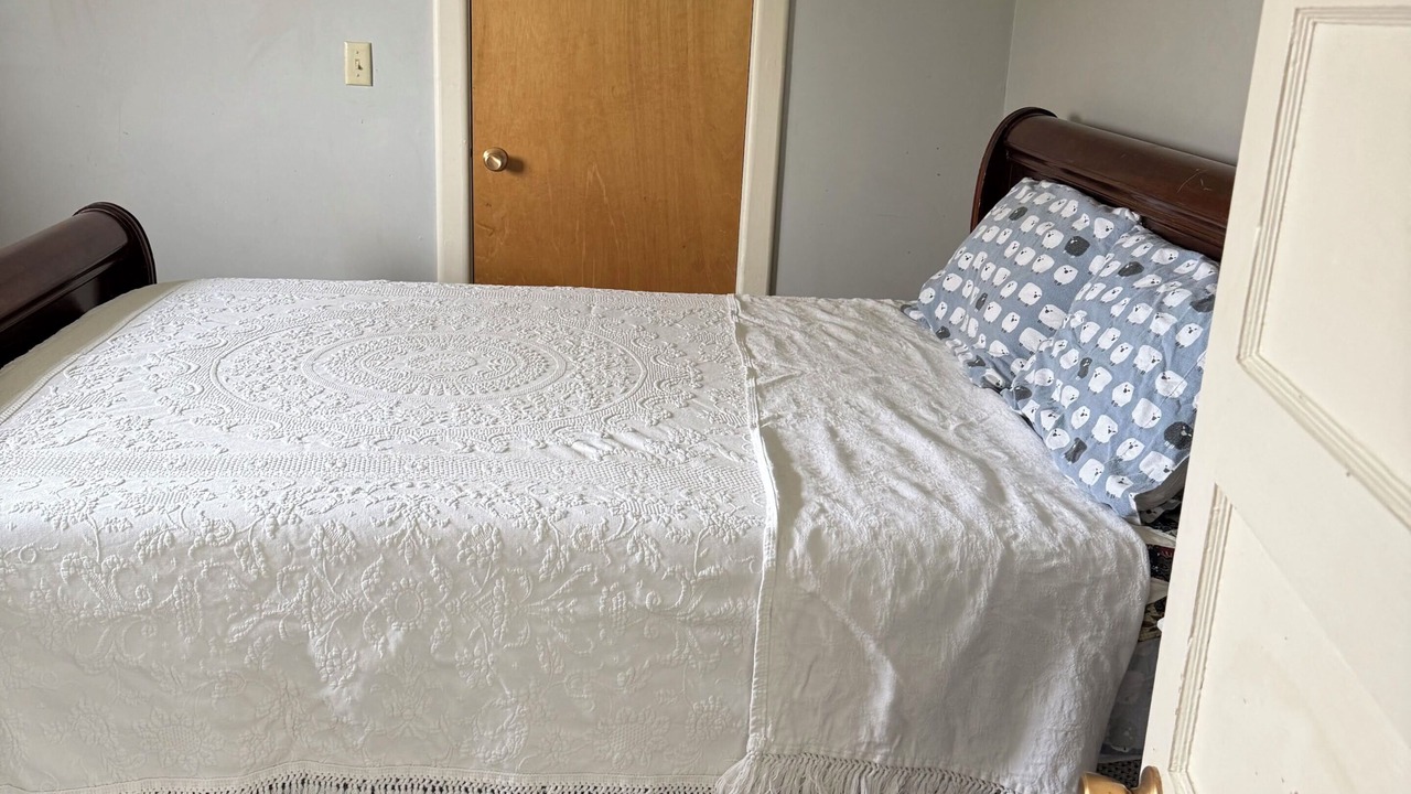 Photo of Bedroom in Coulee City