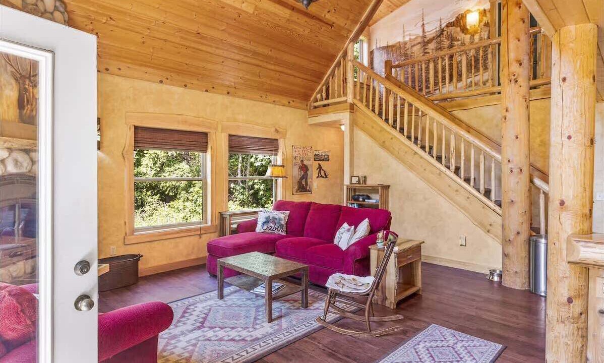 Photo of Livingroom in Randle