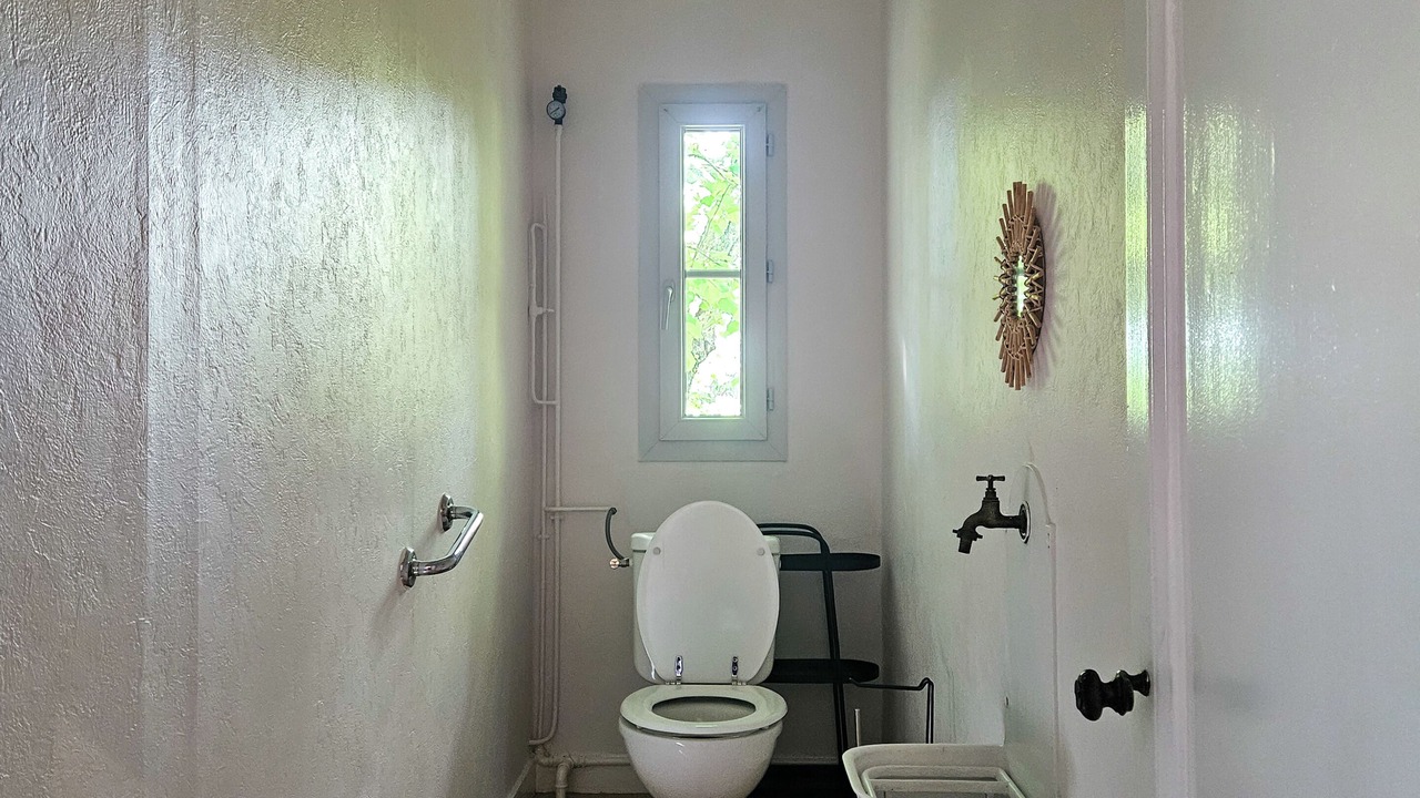 Photo of Bathroom in Libourne