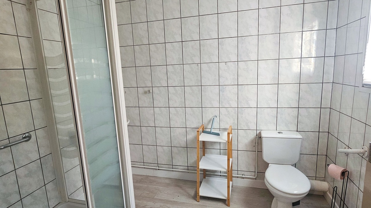 Photo of Bathroom in Libourne