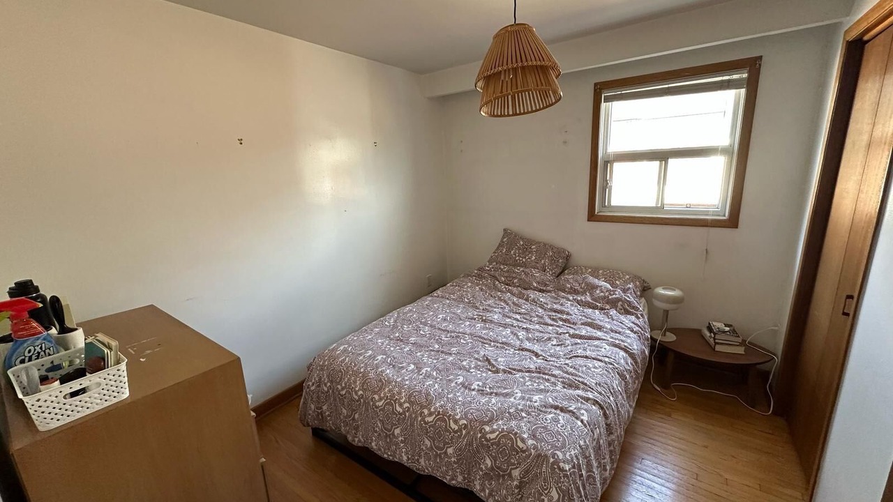 Photo of Bedroom in Fashion District
