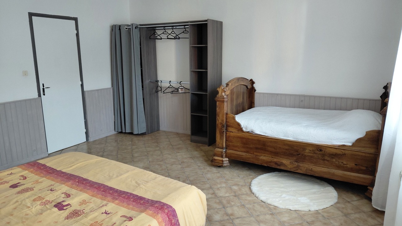 Photo of Bedroom in Azas