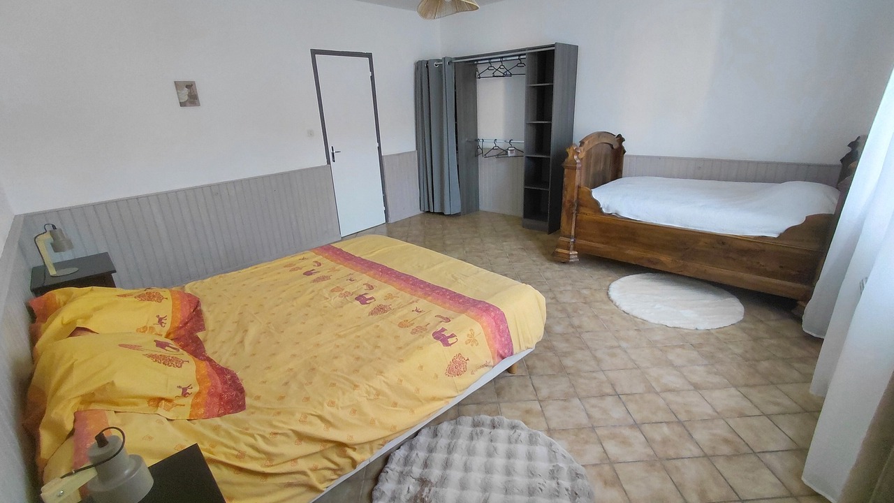 Photo of Bedroom in Azas