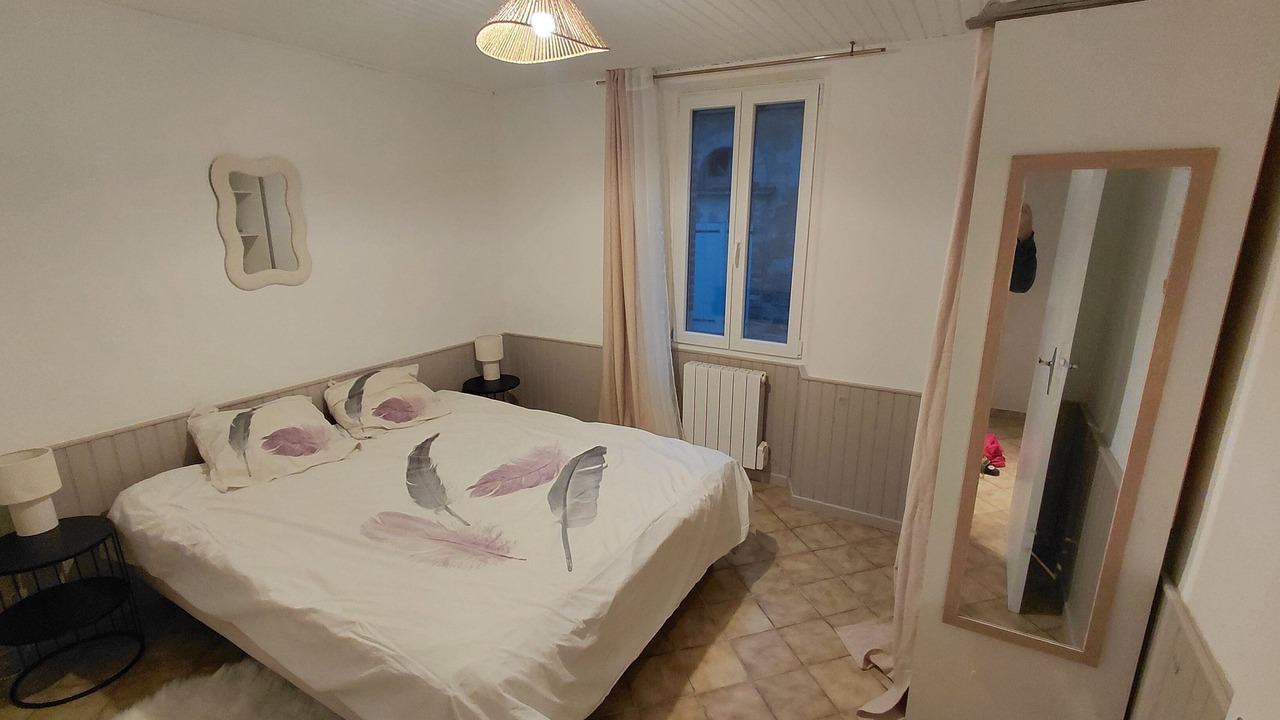 Photo of Bedroom in Azas