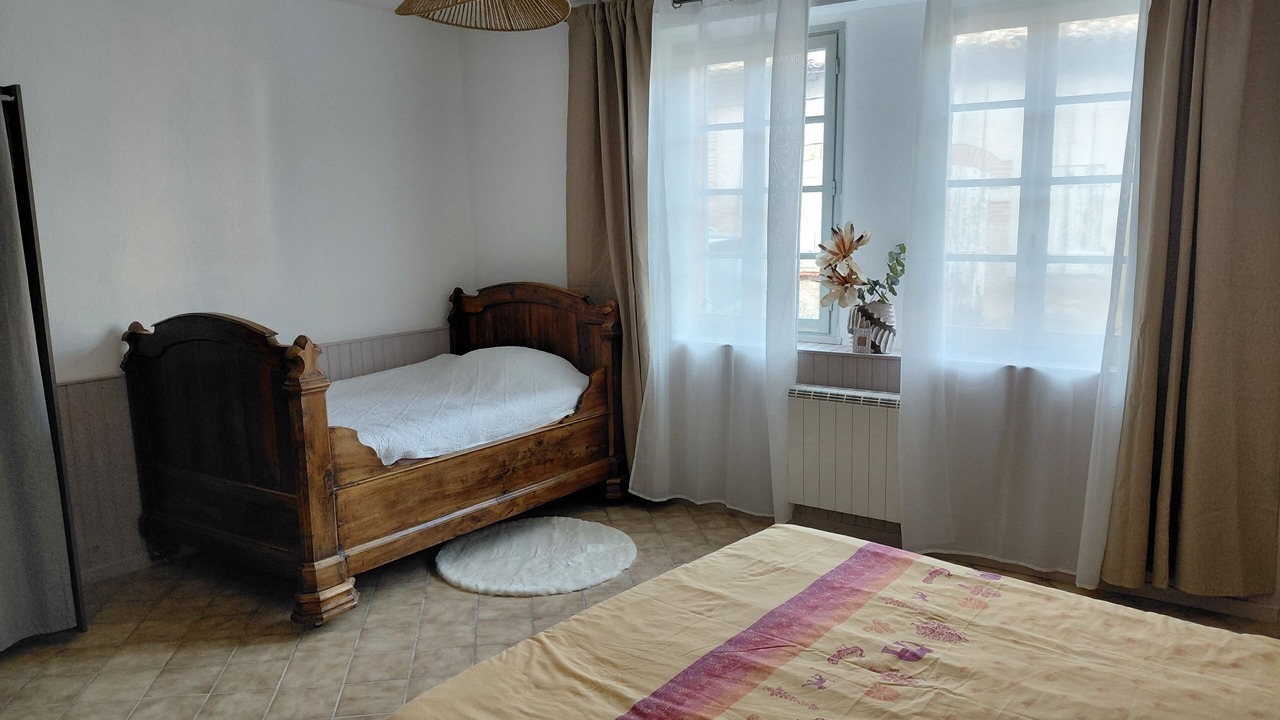 Photo of Bedroom in Azas