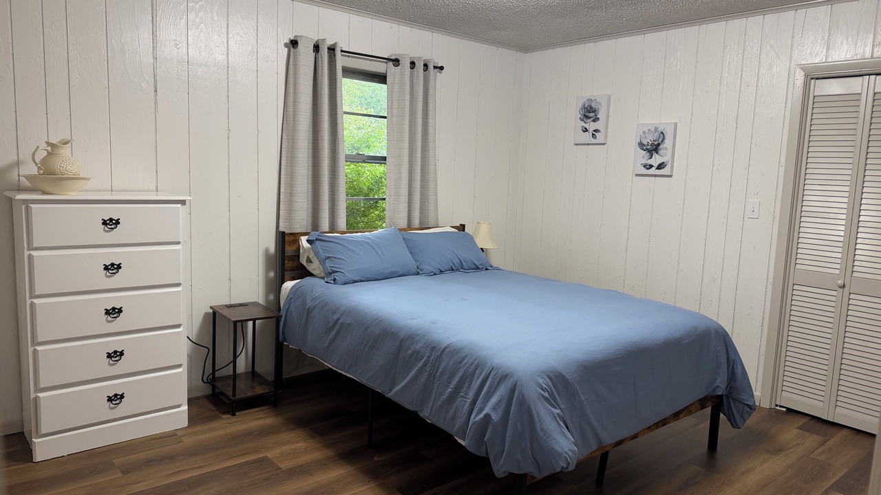 Photo of Bedroom in Omaha