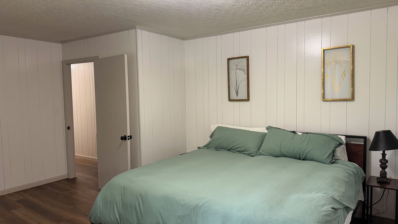 Photo of Bedroom in Omaha