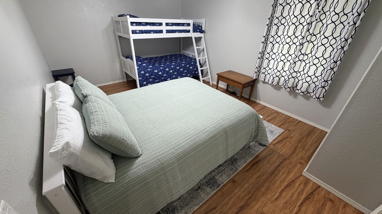 Photo of Bedroom in Grand Lake Towne