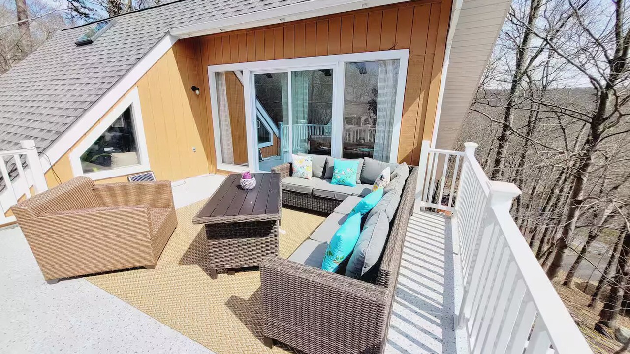 Photo of Patio Balcony in Bushkill