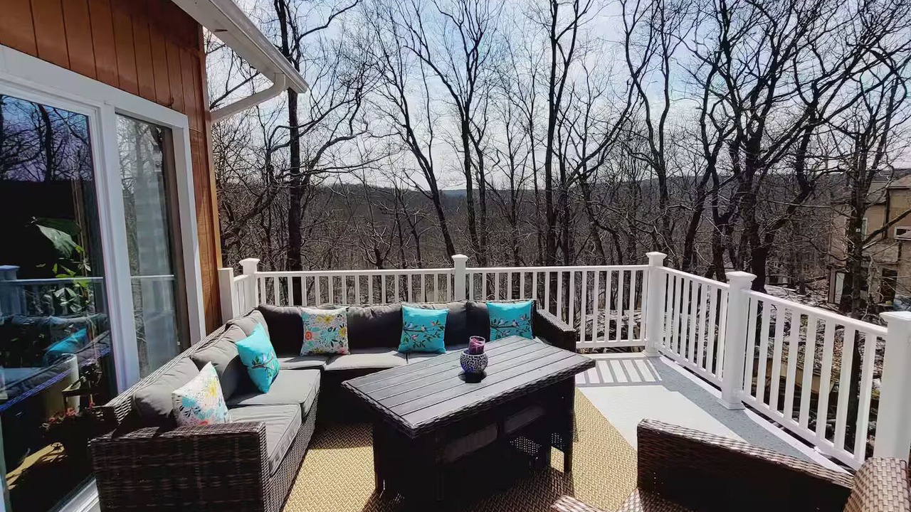 Photo of Patio Balcony in Bushkill