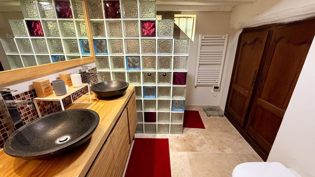 Photo of Bathroom in Souvigny-en-Sologne