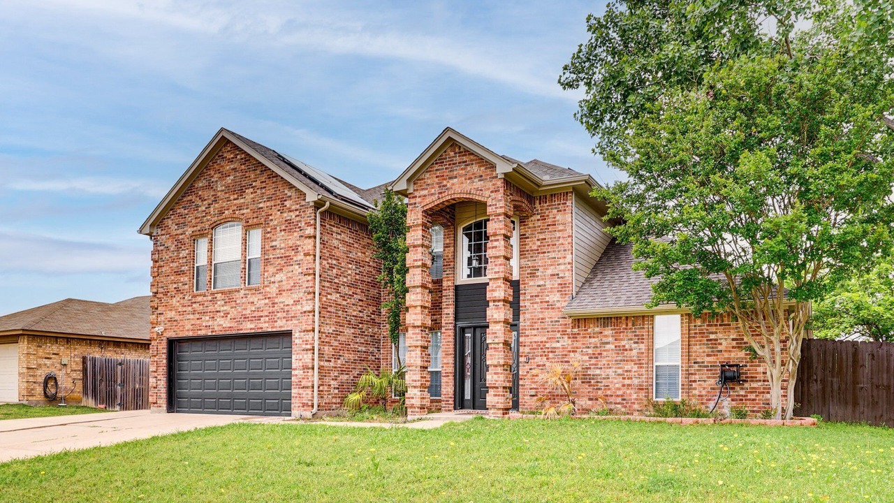 Photo of Outdoor in Burleson