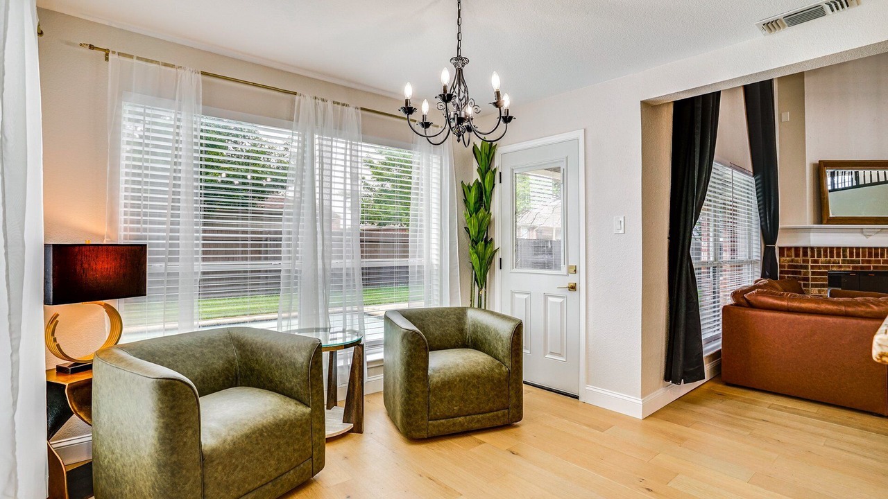 Photo of Livingroom in Burleson