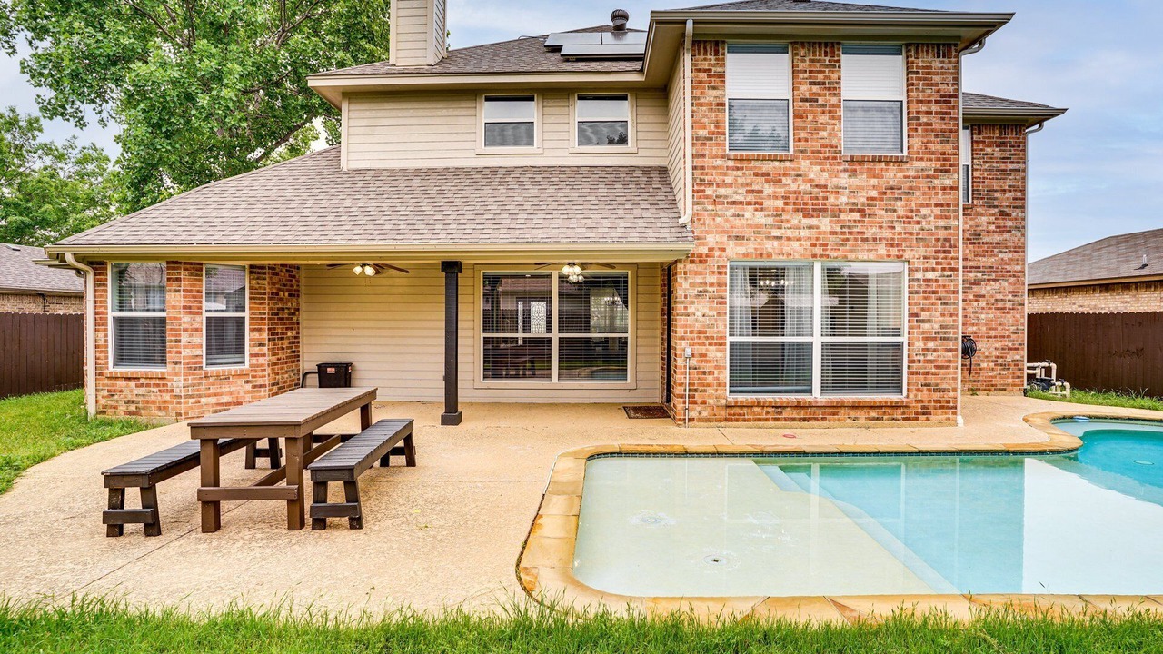 Photo of Outdoor in Burleson