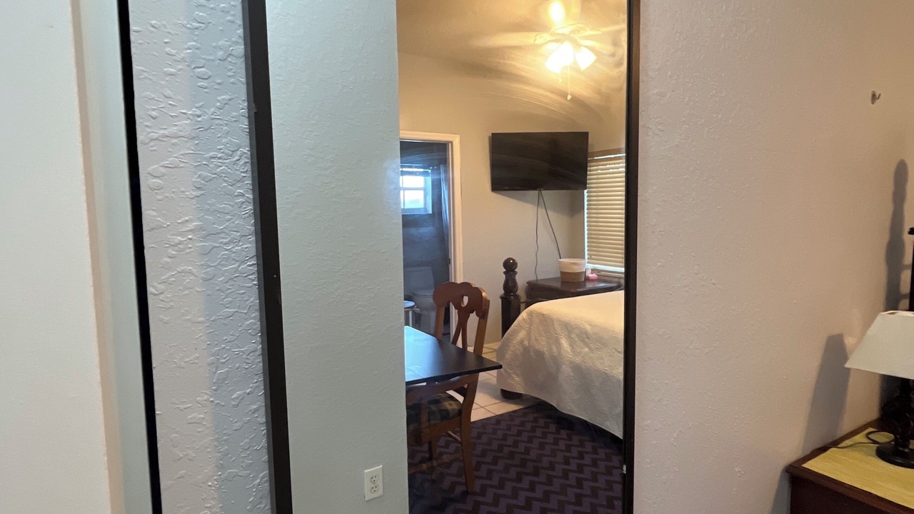 Photo of Bedroom in Tamiami
