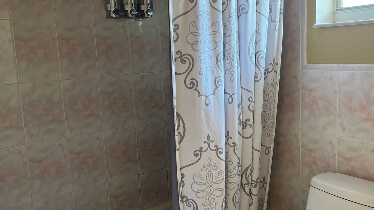 Photo of Bathroom in Tamiami