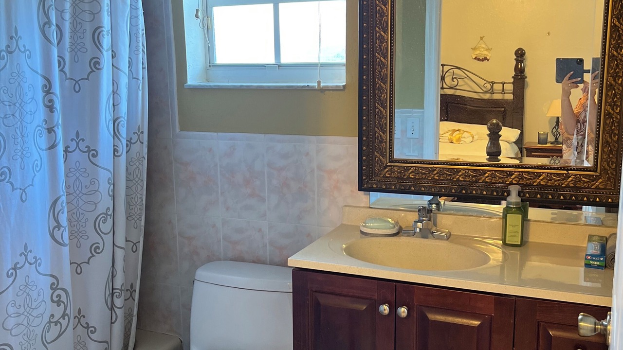 Photo of Bathroom in Tamiami