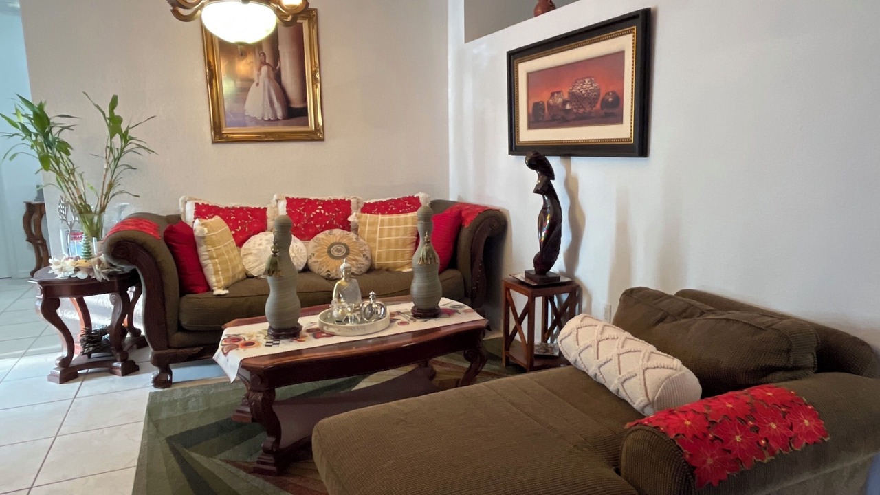 Photo of Livingroom in Tamiami