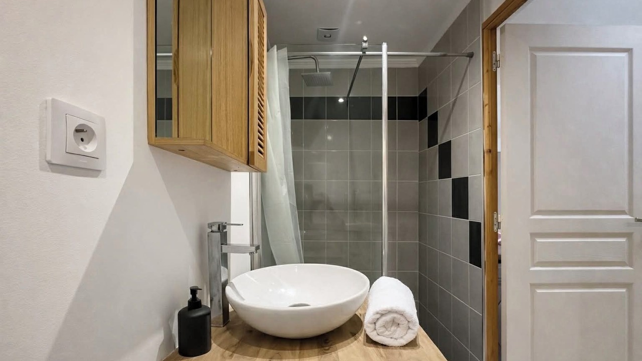 Photo of Bathroom in Amiens