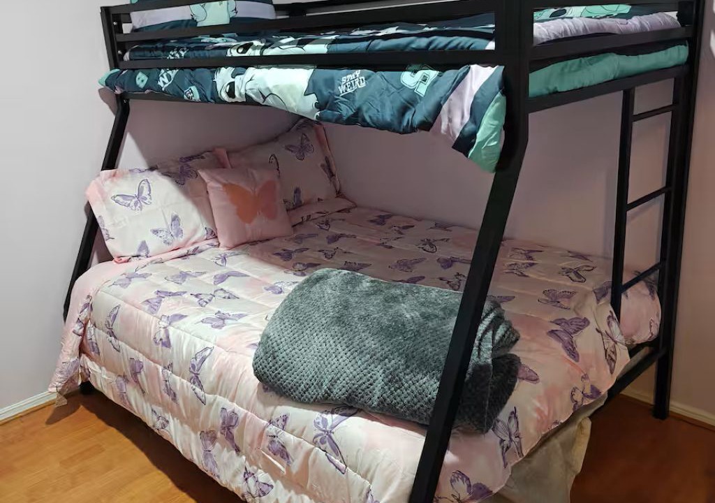 Photo of Bedroom in Buena Ventura Lakes