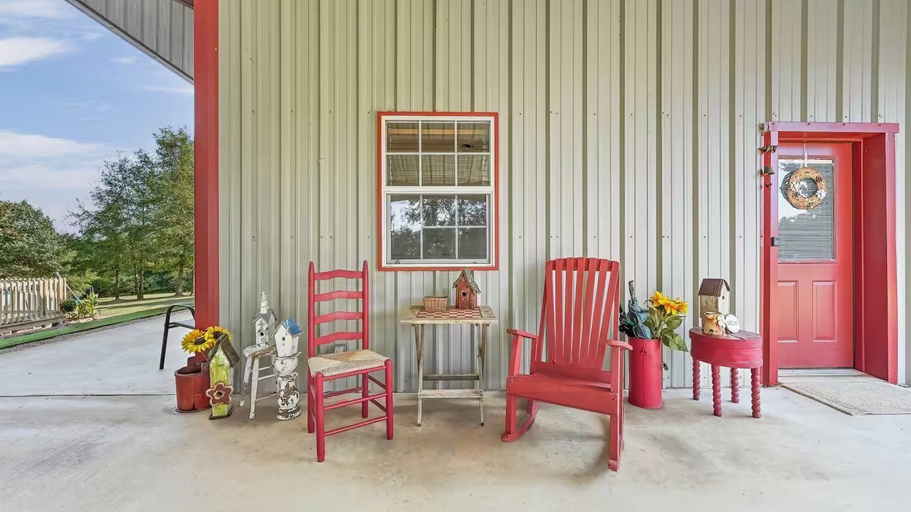 Photo of Patio Balcony in Lockesburg
