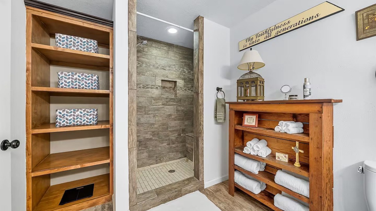 Photo of Bathroom in Lockesburg