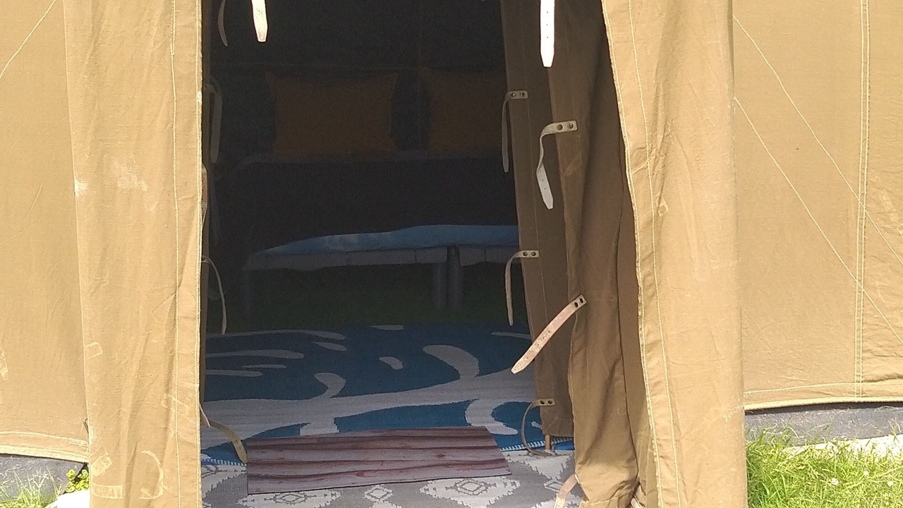 Photo of Outdoor in Arrest