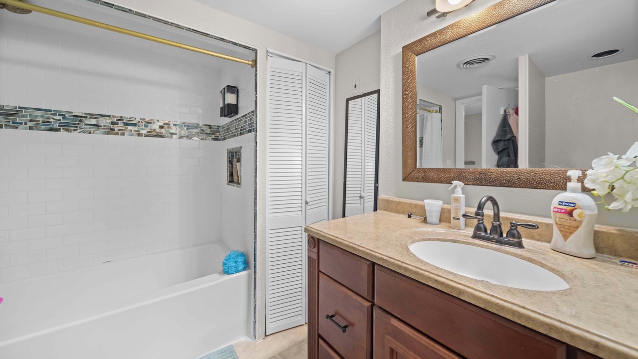 Photo of Bathroom in Murchison