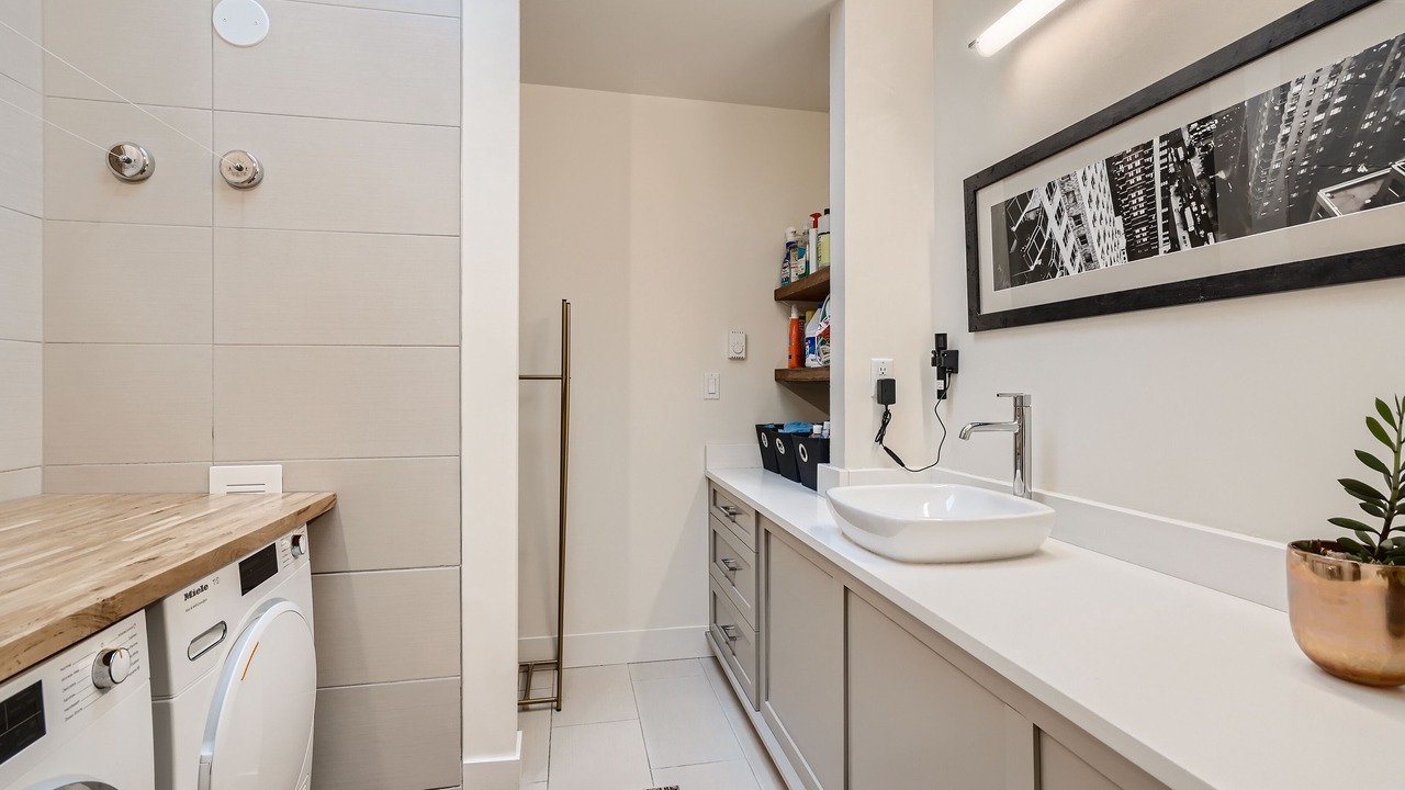 Photo of Bathroom in Highland Park