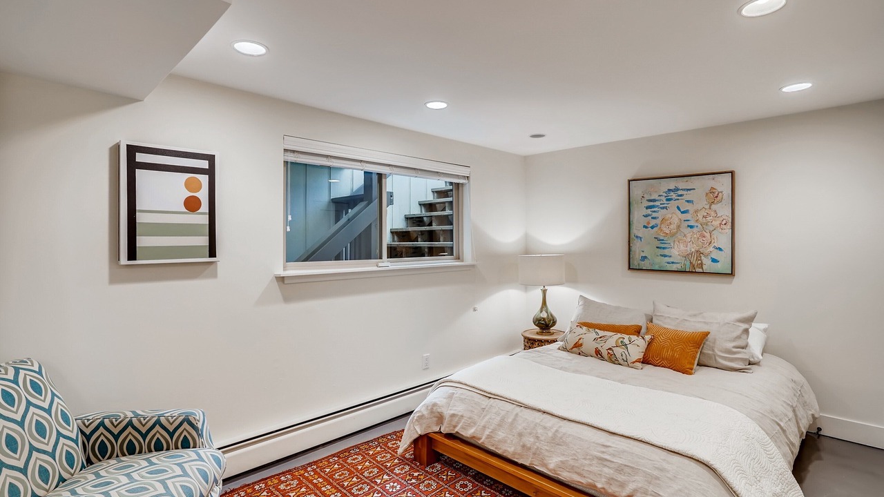Photo of Bedroom in Highland Park