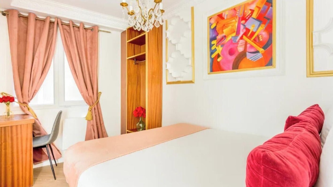 Photo of Bedroom in Bonne-Nouvelle