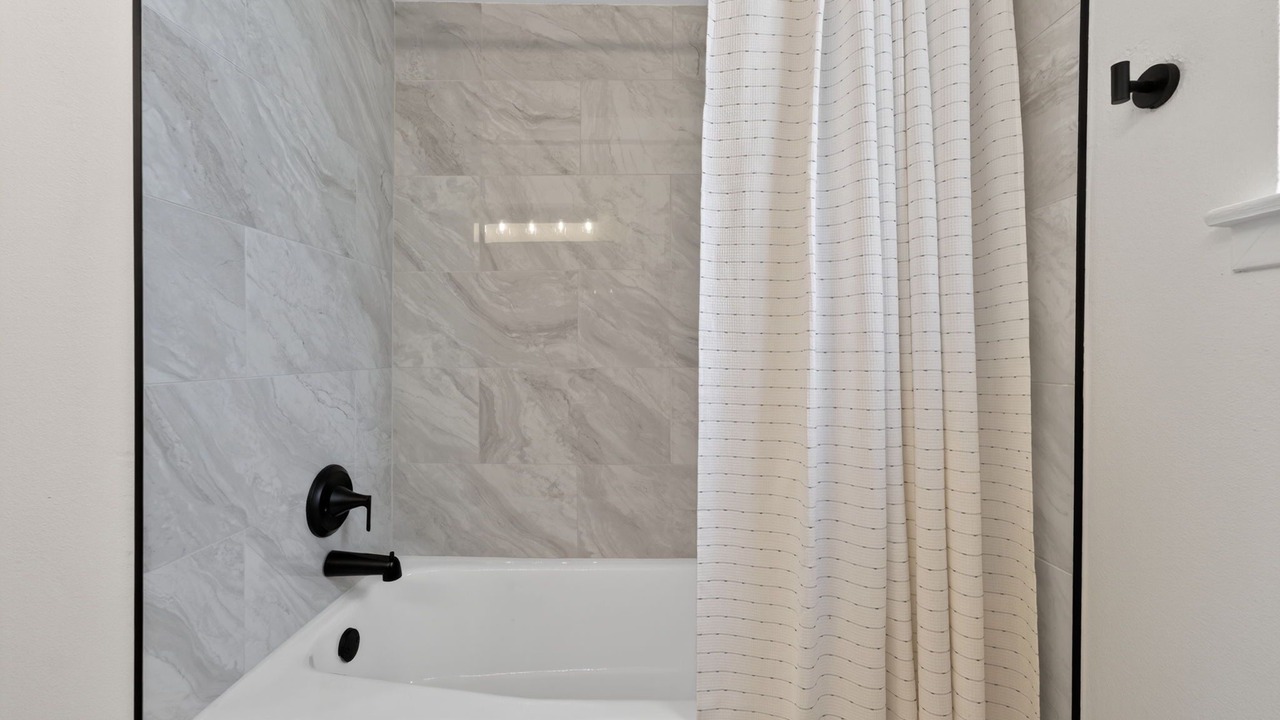 Photo of Bathroom in Woodstone