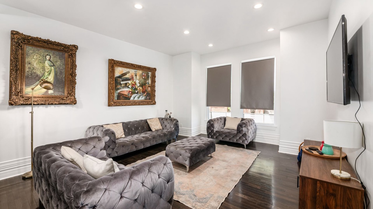 Photo of Livingroom in Olde Towne East