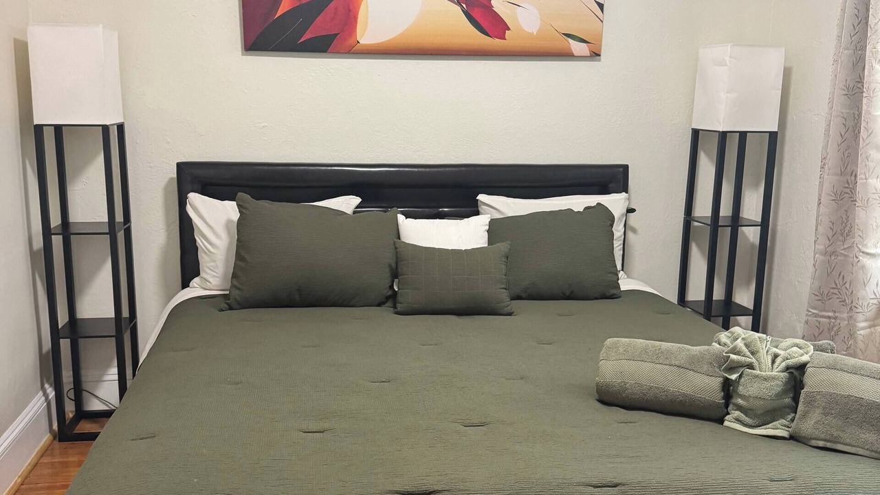 Photo of Bedroom in North Brookline