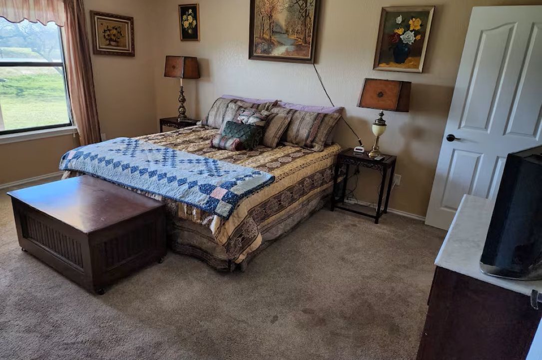 Photo of Bedroom in Seguin