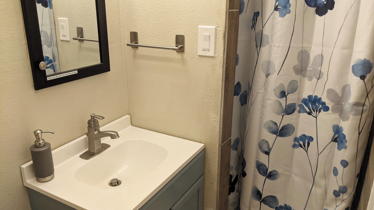 Photo of Bathroom in Live Oak